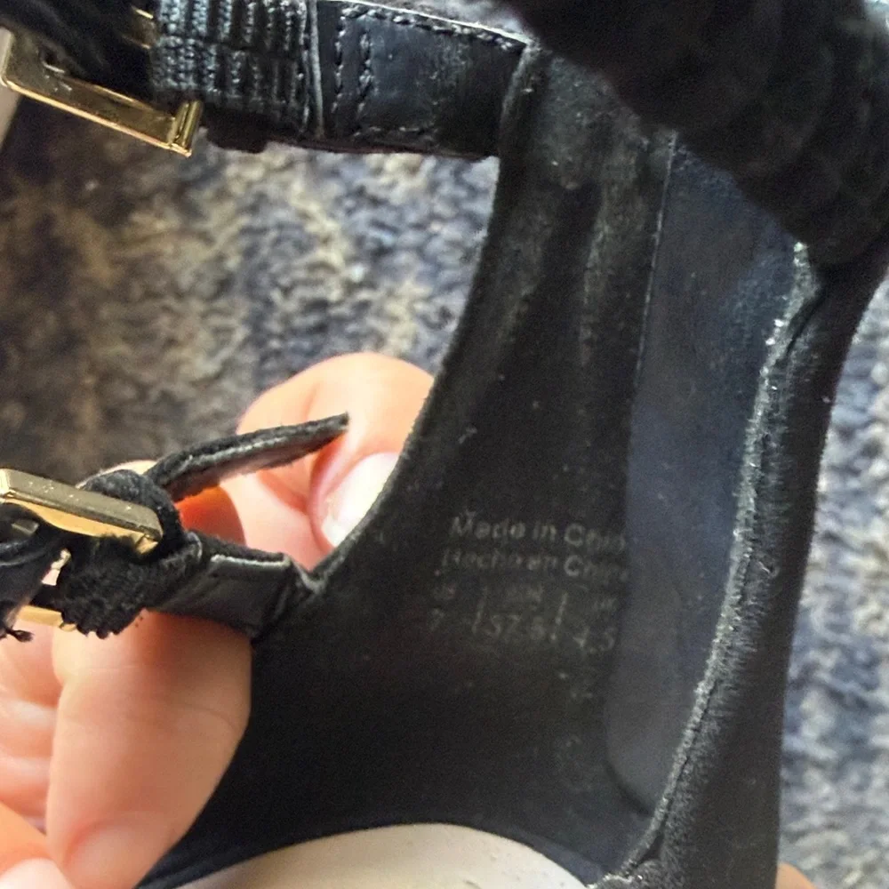 ALDO Giuliano Black Strappy Heeled Sandals - Picture 7 of 7